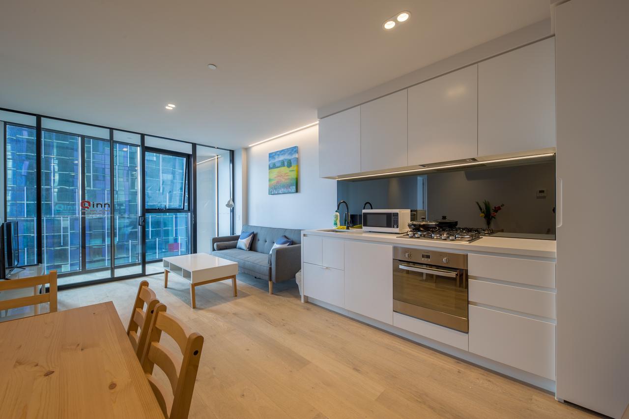 Light Tower Apartment Melbourne Exteriör bild