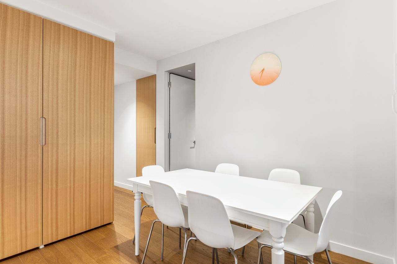 Light Tower Apartment Melbourne Exteriör bild