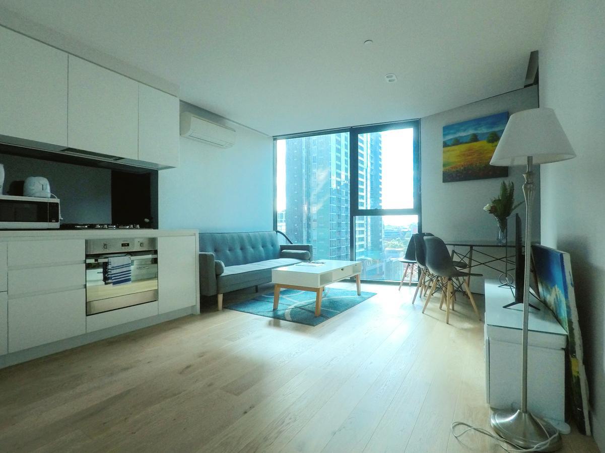 Light Tower Apartment Melbourne Exteriör bild