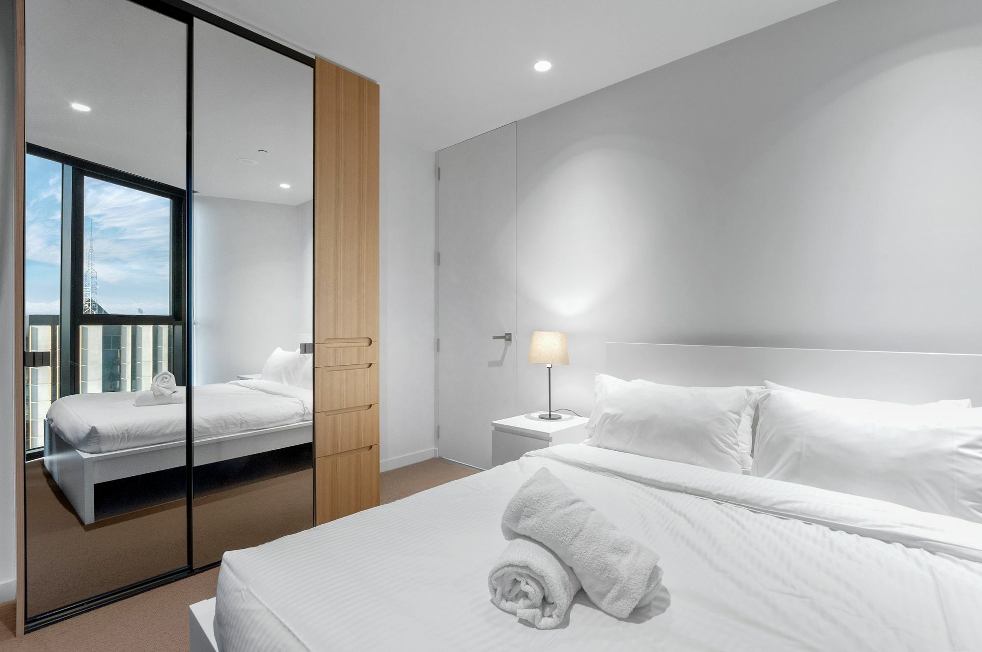 Light Tower Apartment Melbourne Exteriör bild