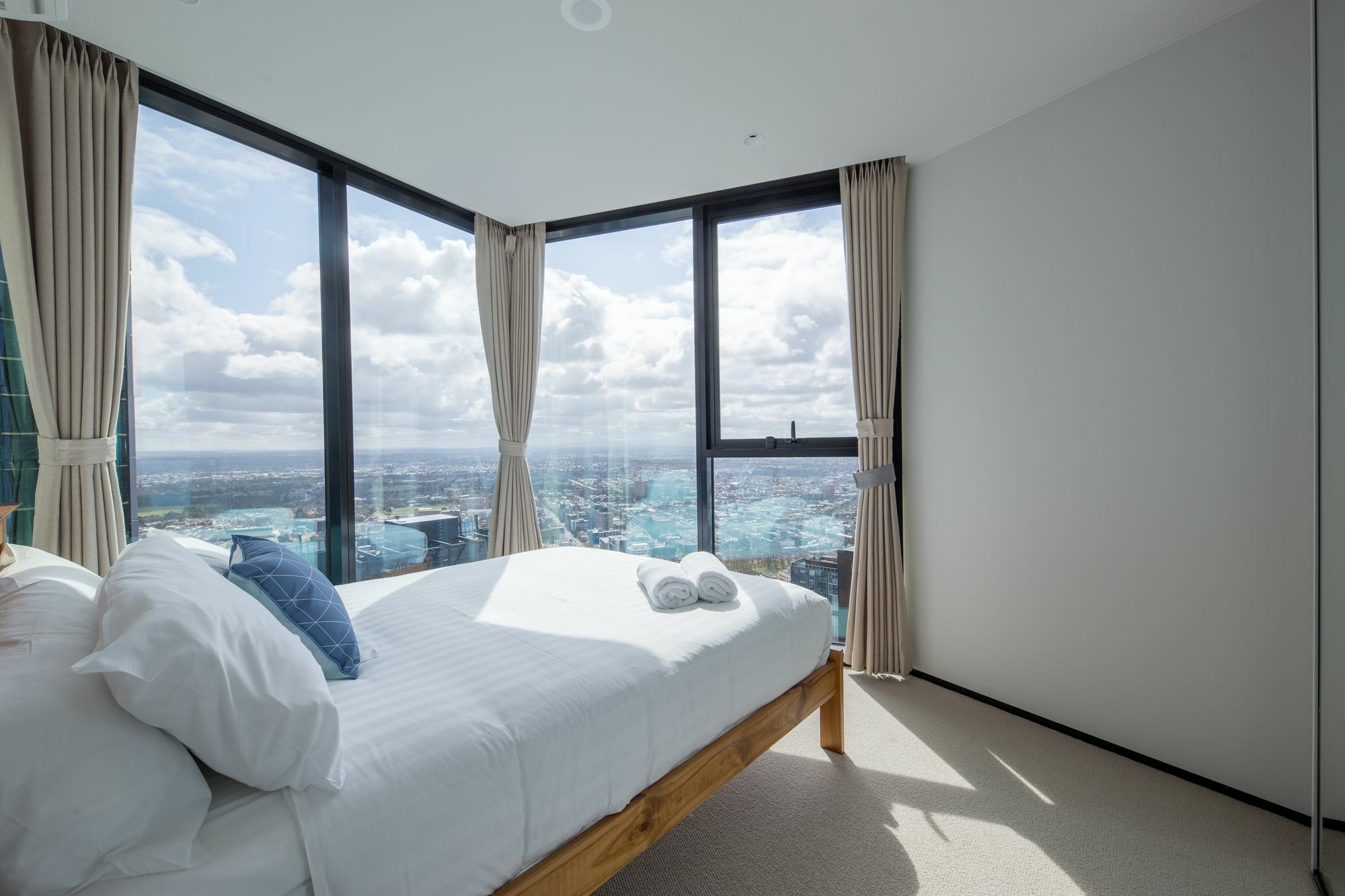 Light Tower Apartment Melbourne Exteriör bild